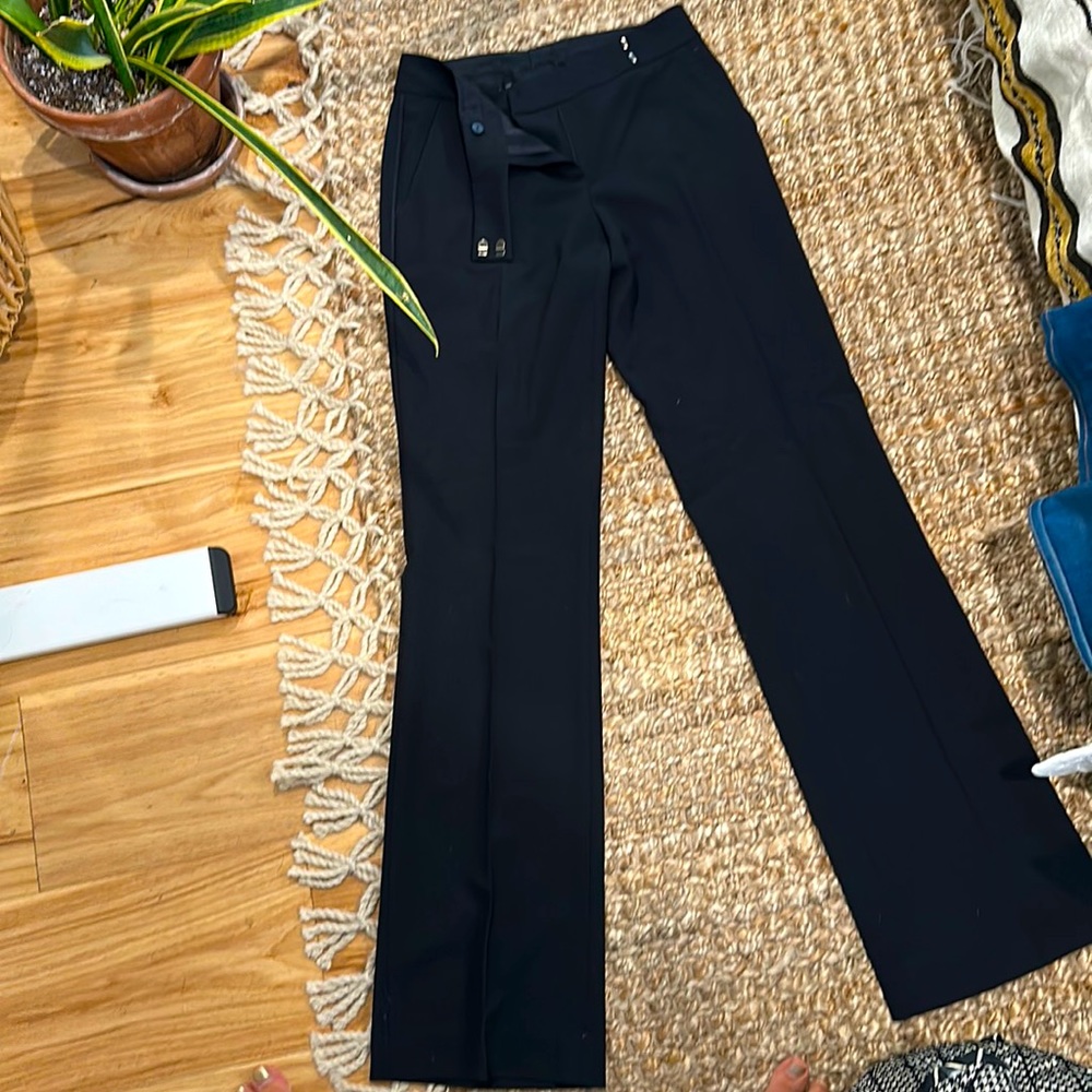 Black Elie Tahari slacks, size 2